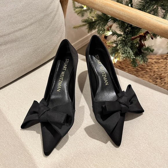 NEW Stuart Weitzman Loveknot Black Satin Bow Heels - Picture 4 of 14